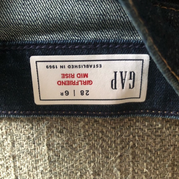 GAP size 6 jeans.  NWOT - Picture 4 of 4